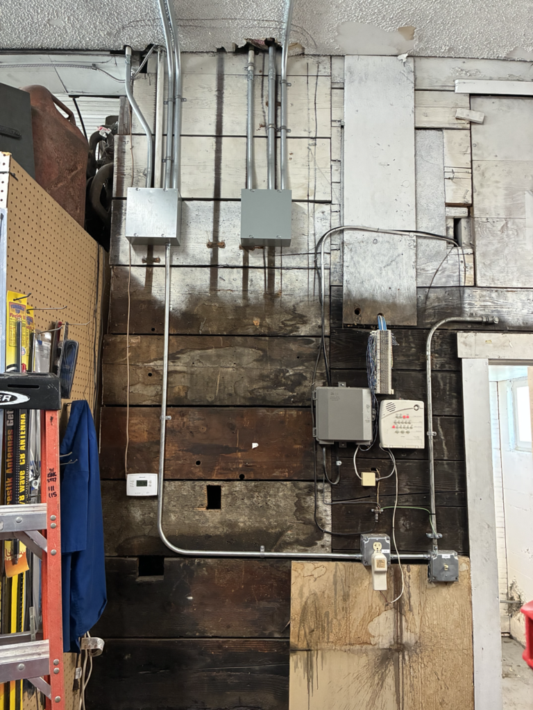 Electrical panel and conduit installation for commercial tenant improvement by Del Haven Electric